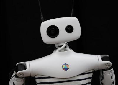 ربات ها تعاملات انسان را بهبود می دهند ، اعتراف راحت آدم آهنی ها به یک اشتباه